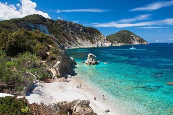 Isola d'Elba: il tuo viaggio di gruppo per single in un'oasi da sogno dell'Arcipelago Toscano